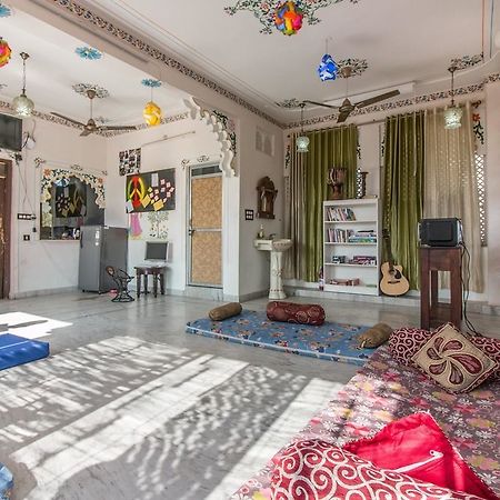 Backpacker Panda Lake Pichola Udaipur Dış mekan fotoğraf