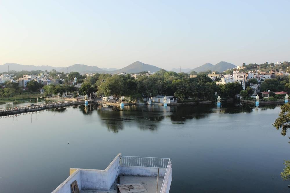 Backpacker Panda Lake Pichola Udaipur Dış mekan fotoğraf